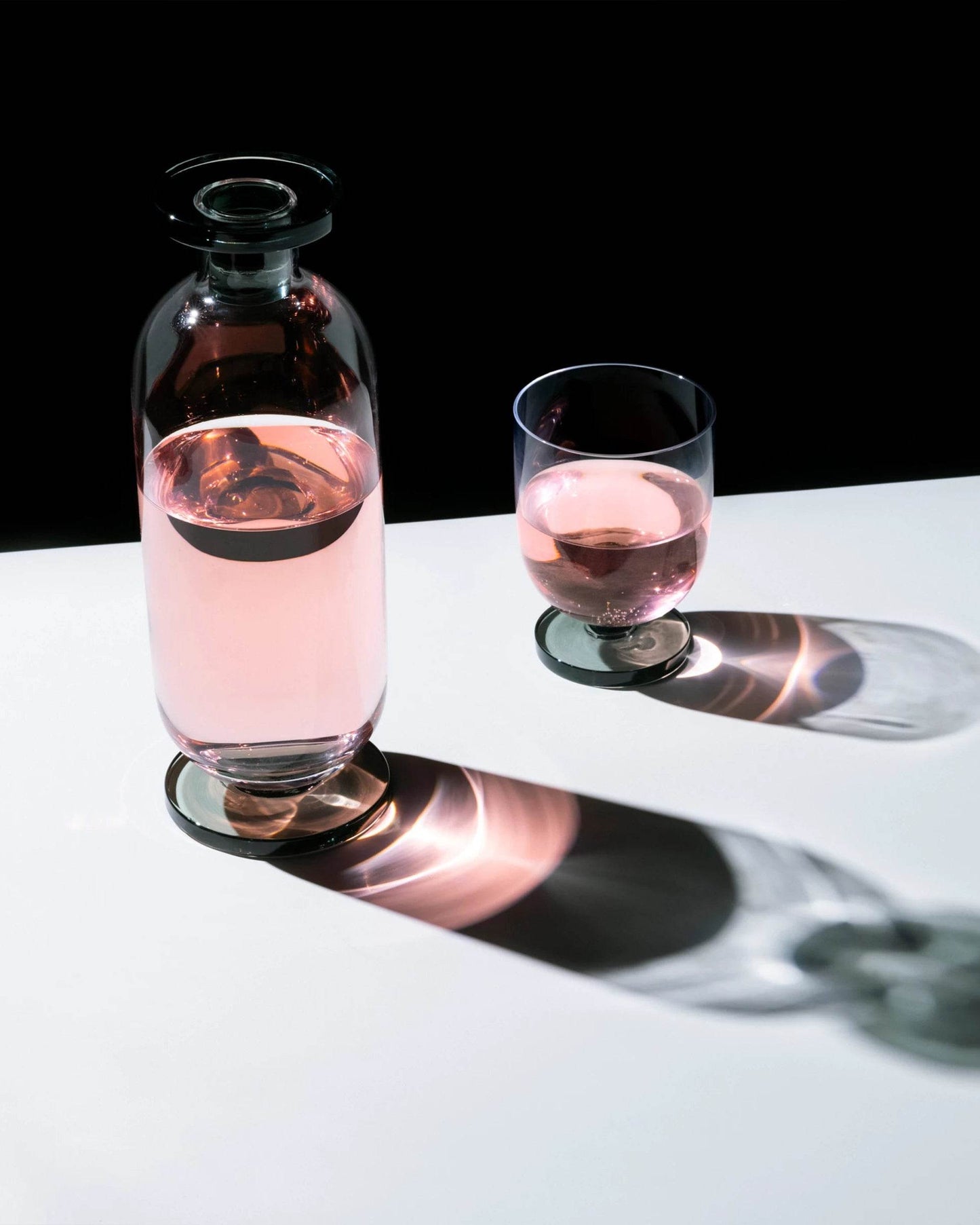 Puck Decanter