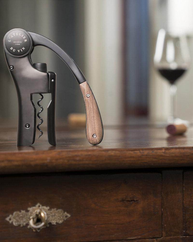 Oeno Motion Wood & Black Vertical Lever Corkscrew