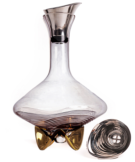 The Wavemaker Wine Decanter