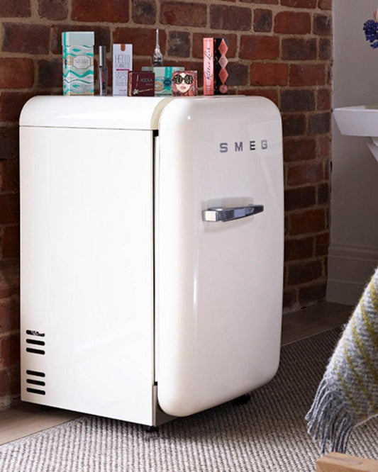 Minibar Refrigerator (Fab10R) – 50’s Style, Cream