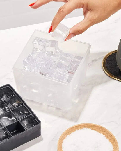 Peak Square Ice Box, Charcoal