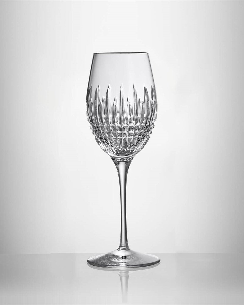 Lismore Diamond Essence Wine Glass