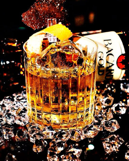 Rotating Glass Shtox 004