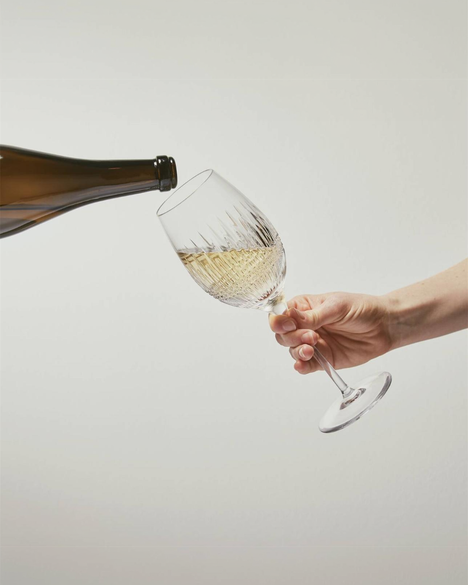 Lismore Diamond Essence Wine Glass