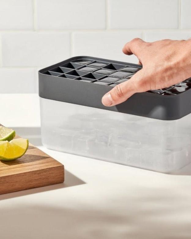 Peak Ice Box, Charcoal